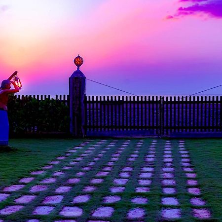 Calypso Sunset Hotel Iranawila Luaran gambar