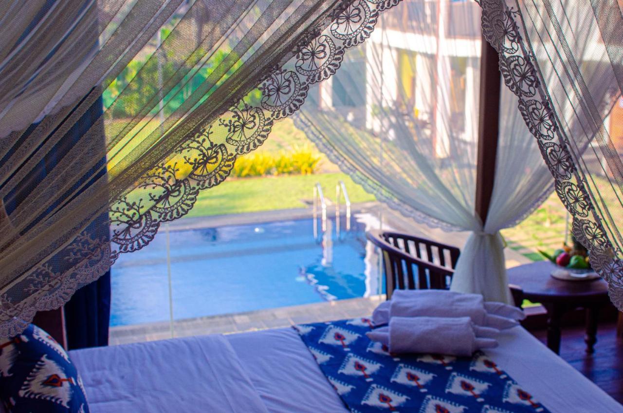 Calypso Sunset Hotel Iranawila Luaran gambar