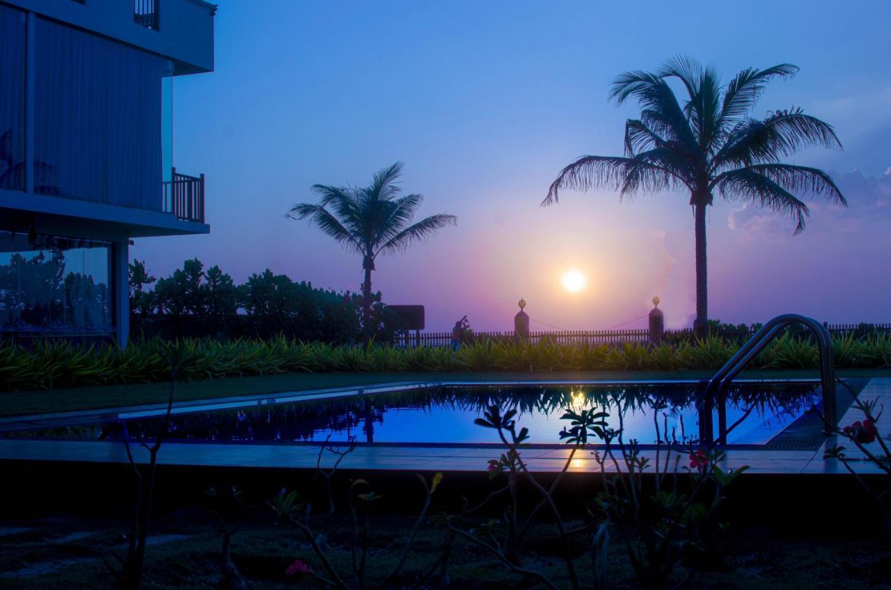 Calypso Sunset Hotel Iranawila Luaran gambar