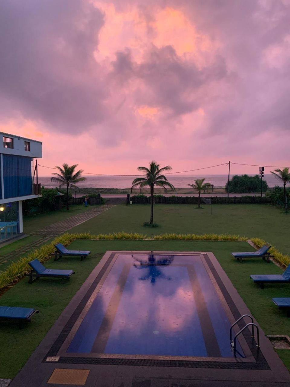 Calypso Sunset Hotel Iranawila Luaran gambar